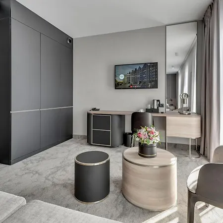Grano Old Town Hotel 4*