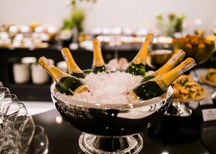 Grano Old Town فندق 4*