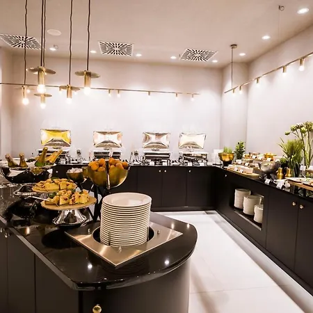 Grano Old Town Hotel 4*