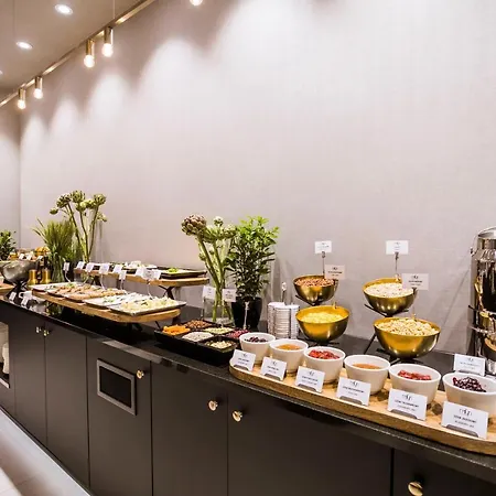 Grano Old Town Hotel