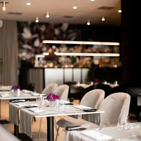 Grano Old Town Hotel 4*
