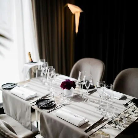 Grano Old Town Hotel