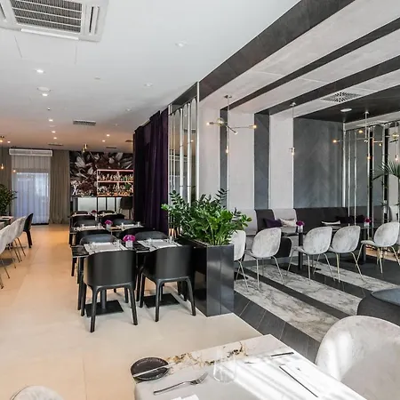 Grano Old Town ホテル