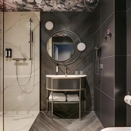 Grano Old Town Hotel 4*