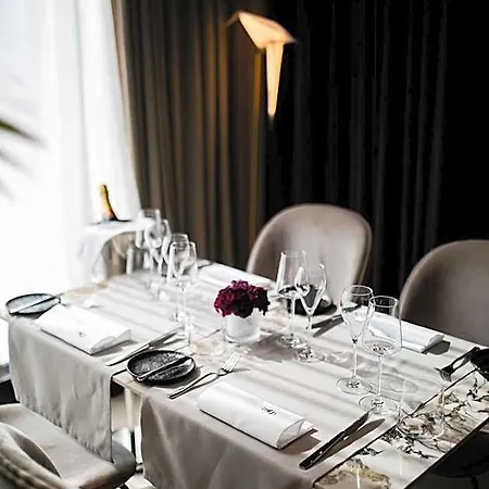Hotel Grano Old Town 4*