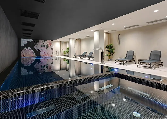 Hotel Grano Old Town - Grano Old Town 4*