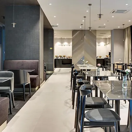 Grano Old Town 4*