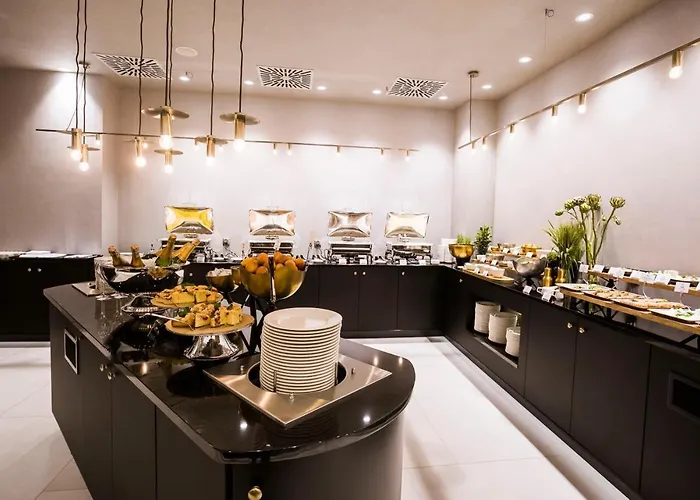 Grano Old Town Hotel 4*