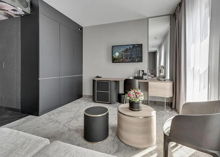 Grano Old Town Hotel 4*